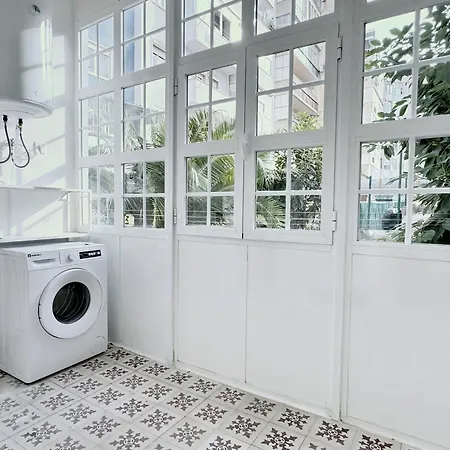 Flh Campo Pequeno Stylish Interior