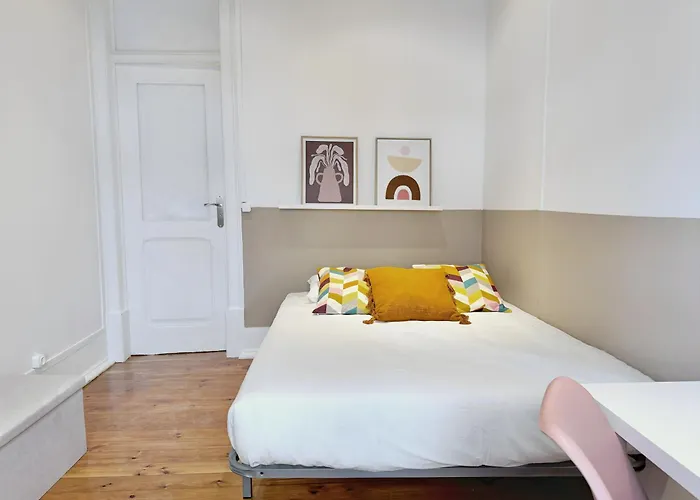 Flh Campo Pequeno Stylish Interior *