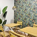 Flh Campo Pequeno Stylish Interior Διαμέρισμα Lisboa