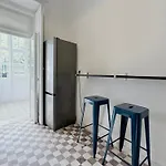 Flh Campo Pequeno Stylish Interior