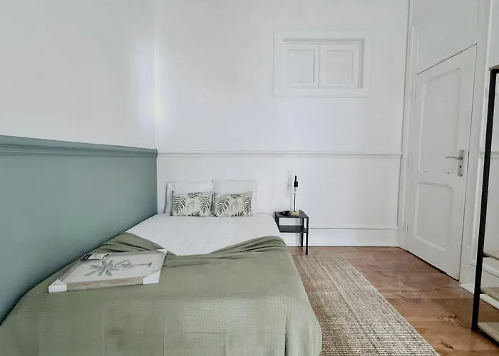 Flh Campo Pequeno Stylish Interior Apartament