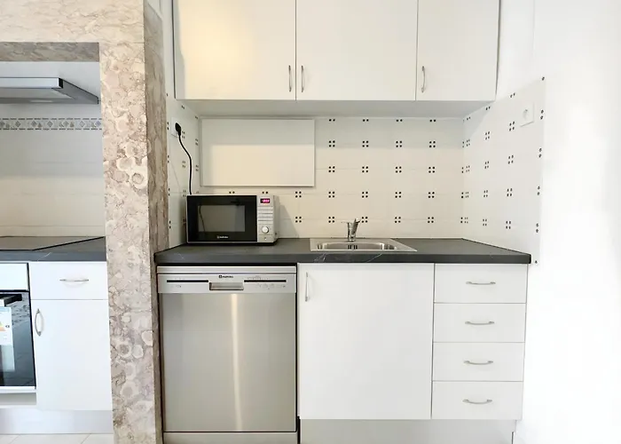 Flh Campo Pequeno Stylish Interior Lizbona